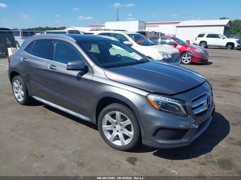 Photo of the 2016 MERCEDES-BENZ GLA 250