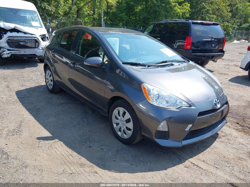 Photo of the 2014 TOYOTA PRIUS C TWO