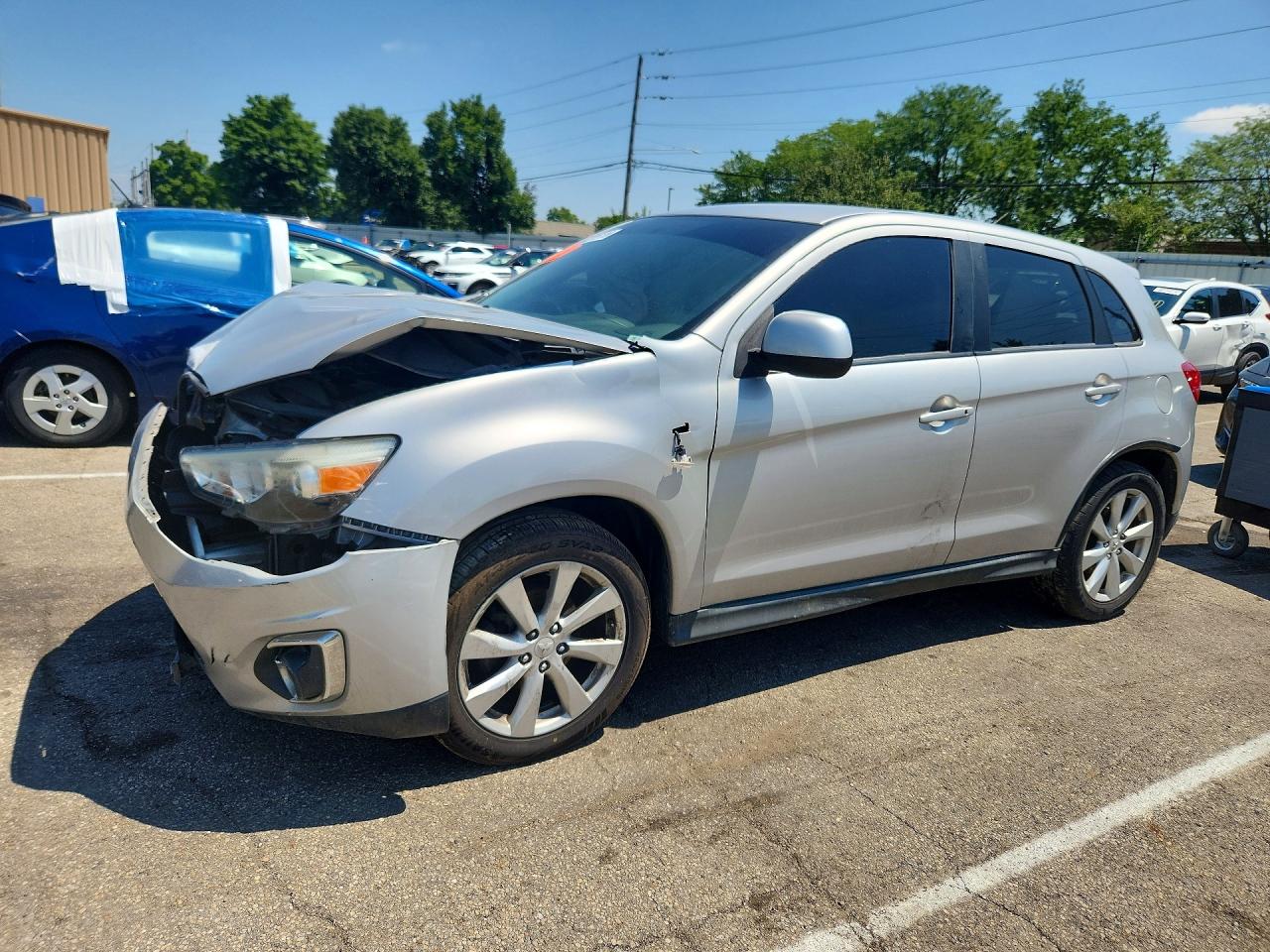 Photo of the 2014 MITSUBISHI OUTLANDER SPORT ES