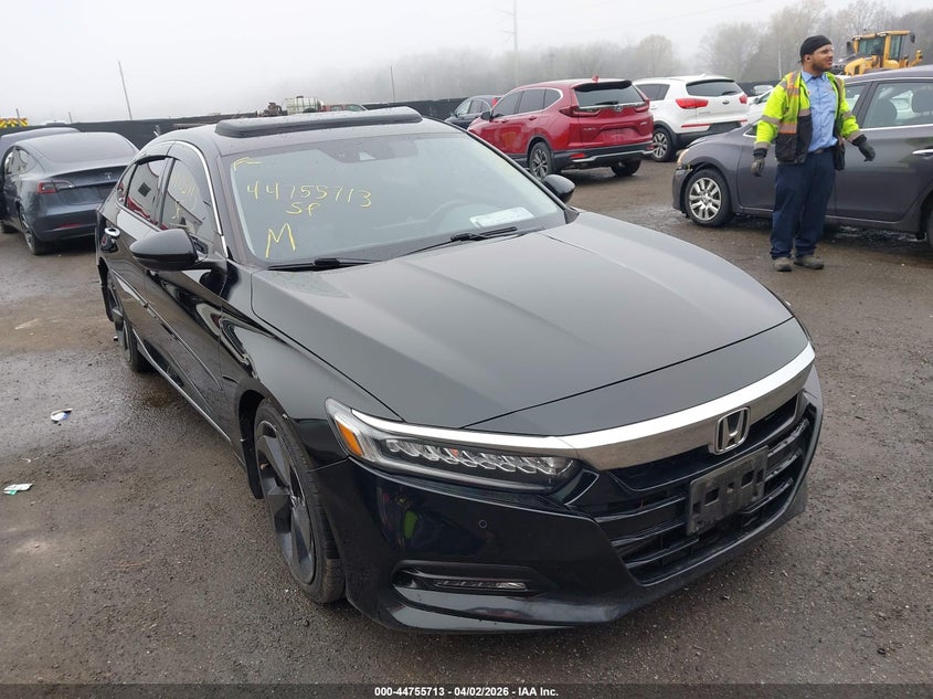 Photo of the 2018 HONDA ACCORD TOURING