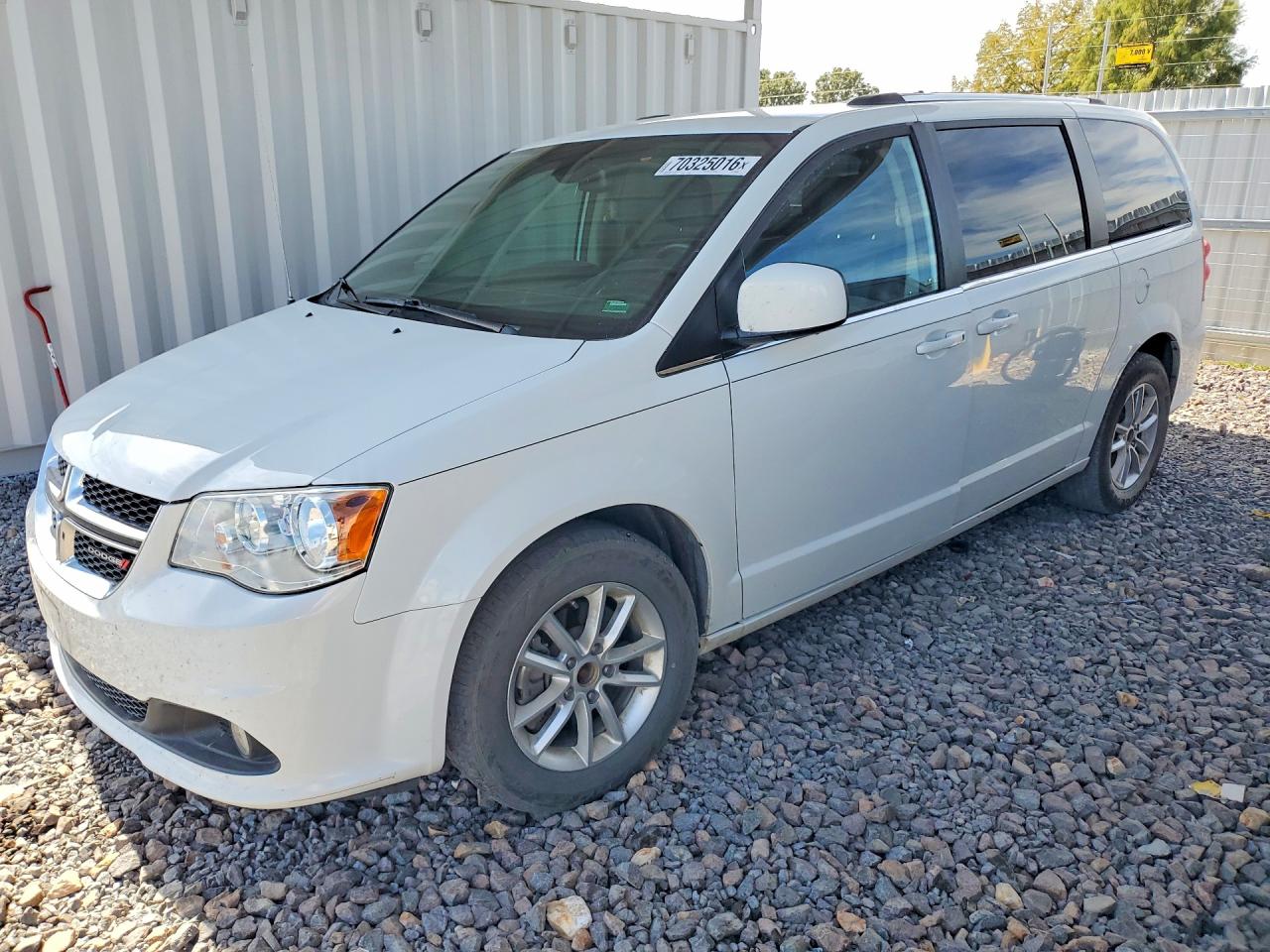 Photo of the 2018 DODGE GRAND CARAVAN SXT