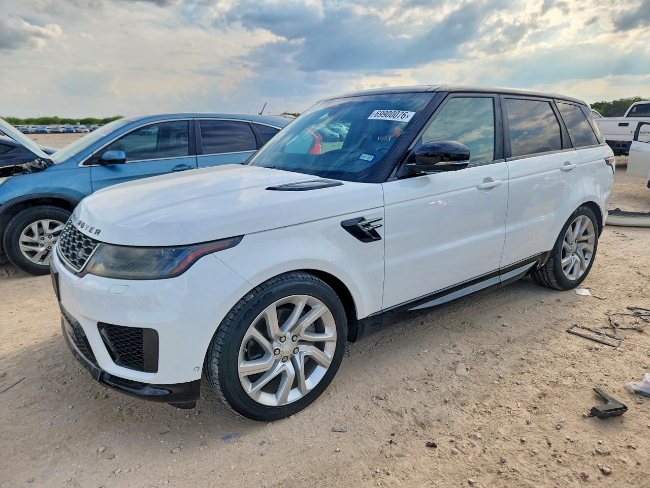 Photo of the 2018 LAND ROVER RANGE ROVER SPORT HSE