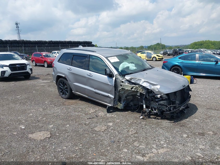 Photo of the 2021 JEEP GRAND CHEROKEE LAREDO X 4X4