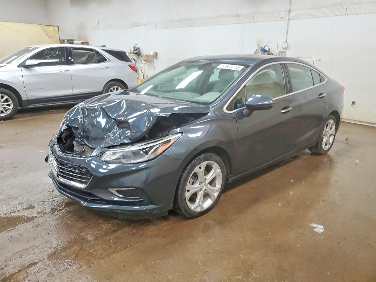 Photo of the 2017 CHEVROLET CRUZE PREMIER