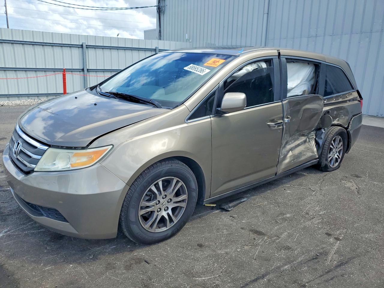 Photo of the 2011 HONDA ODYSSEY EXL