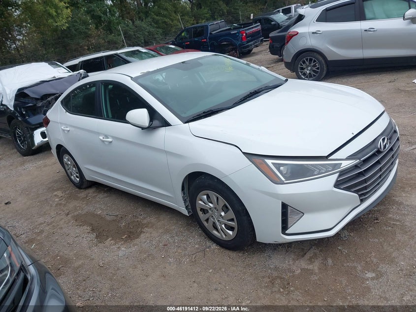 Photo of the 2019 HYUNDAI ELANTRA SE