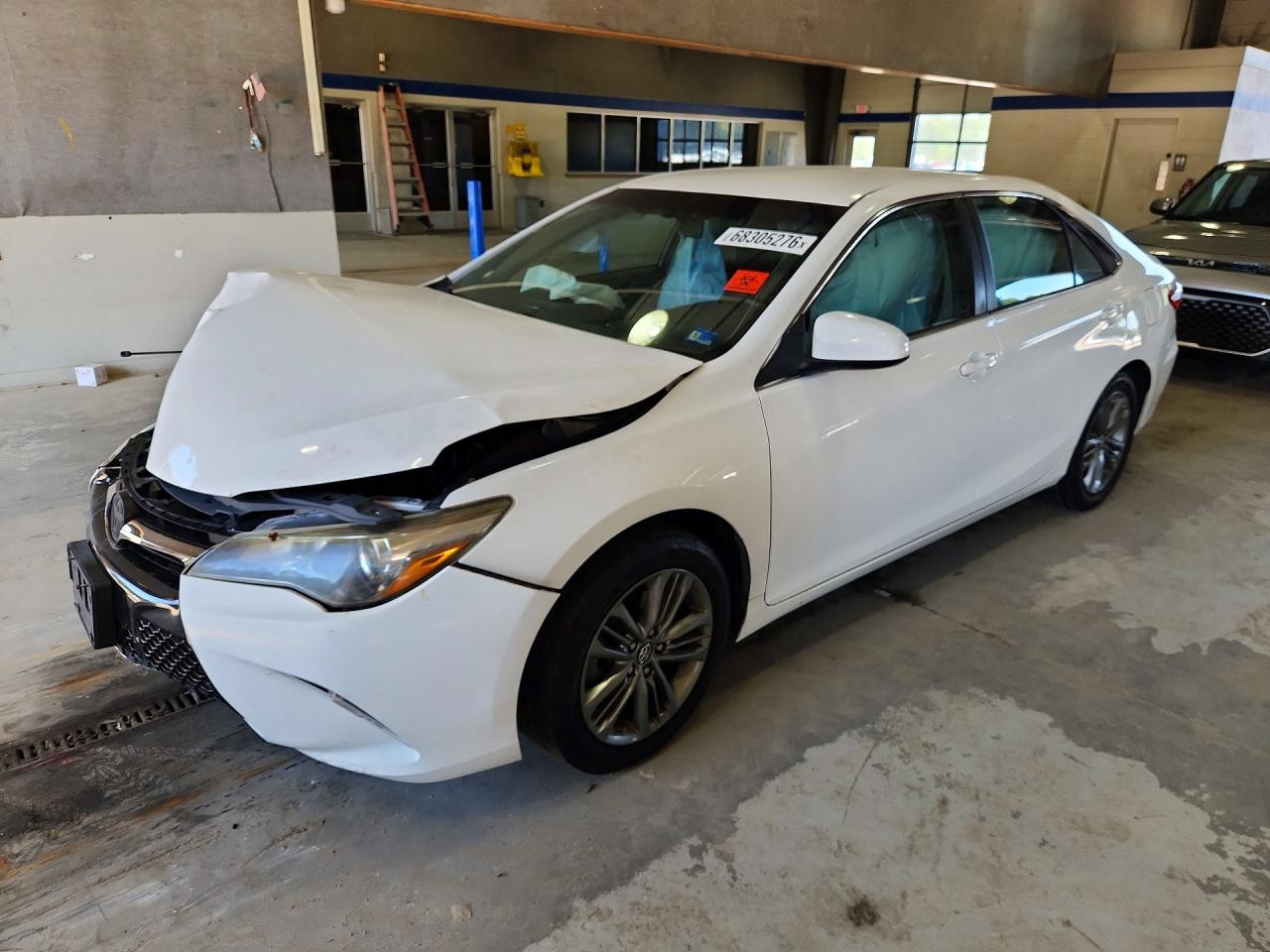 Photo of the 2017 TOYOTA CAMRY SE