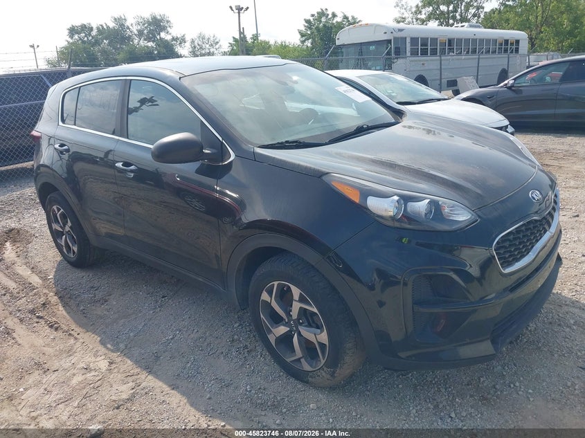 Photo of the 2021 KIA SPORTAGE LX