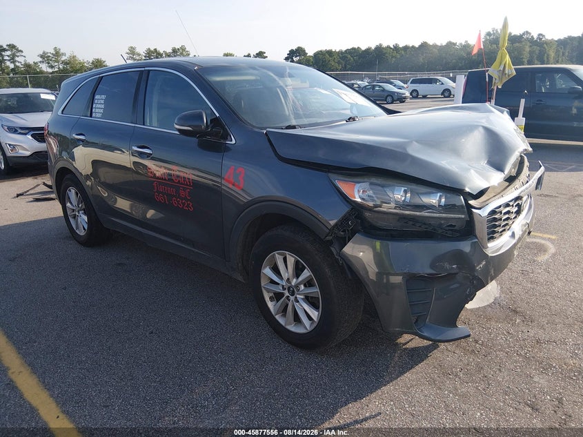 Photo of the 2020 KIA SORENTO 3.3L LX