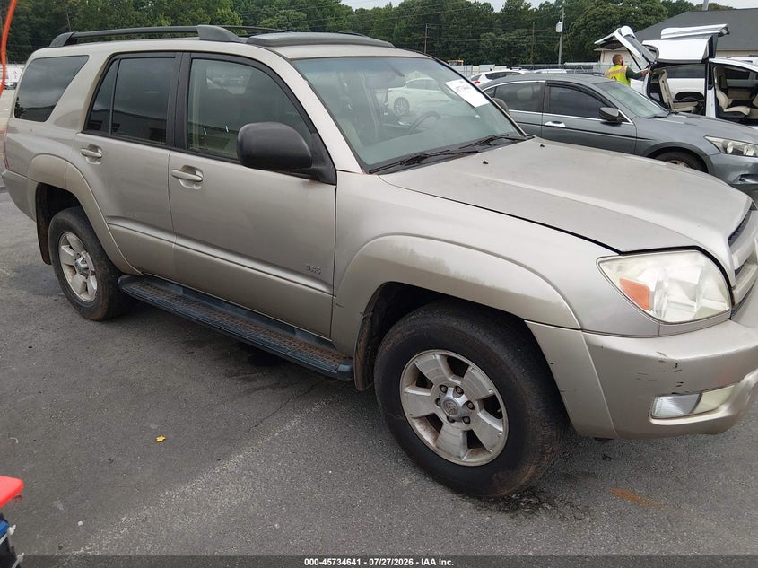 Photo of the 2004 TOYOTA 4RUNNER SR5 V6