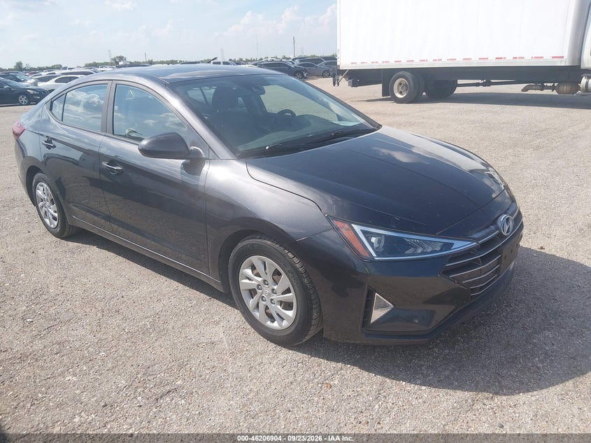 Photo of the 2020 HYUNDAI ELANTRA SE