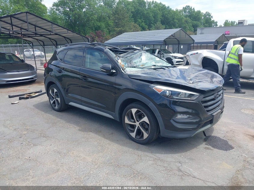 Photo of the 2018 HYUNDAI TUCSON VALUE