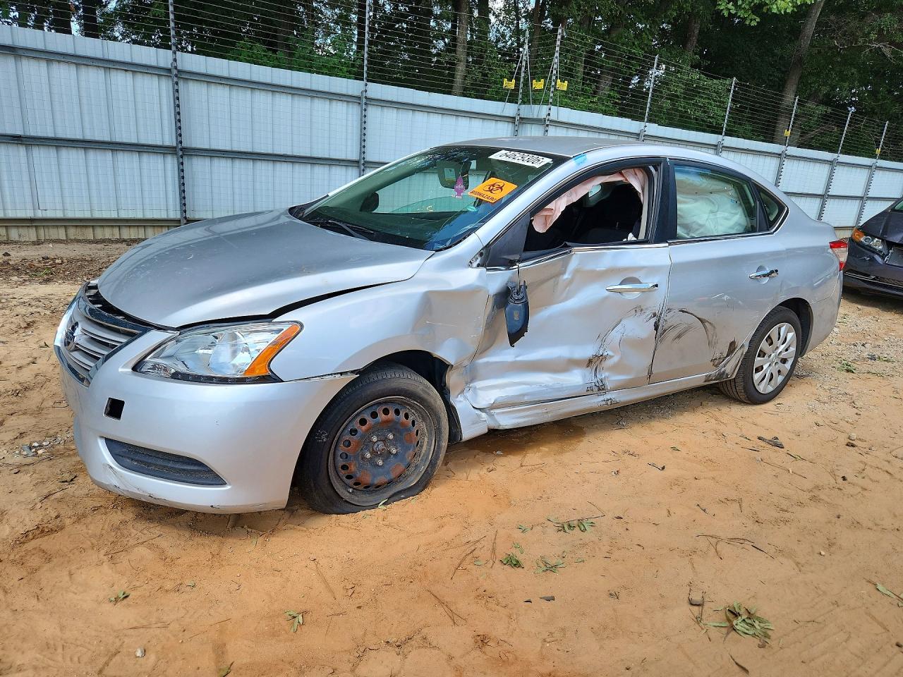 Photo of the 2015 NISSAN SENTRA SV