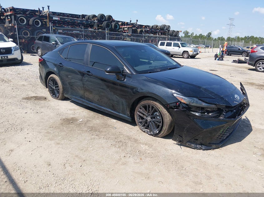Photo of the 2026 TOYOTA CAMRY SE