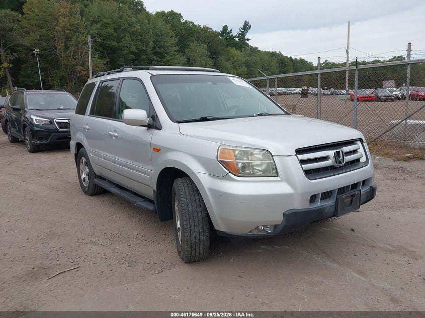 Photo of the 2006 HONDA PILOT EX-L