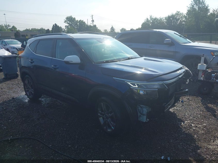 Photo of the 2023 KIA SELTOS S