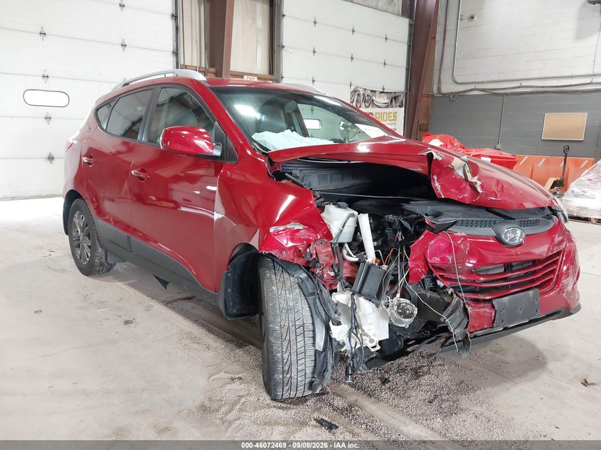 Photo of the 2014 HYUNDAI TUCSON SE