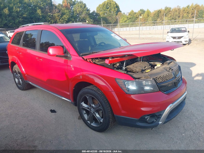 Photo of the 2017 DODGE JOURNEY CROSSROAD PLUS
