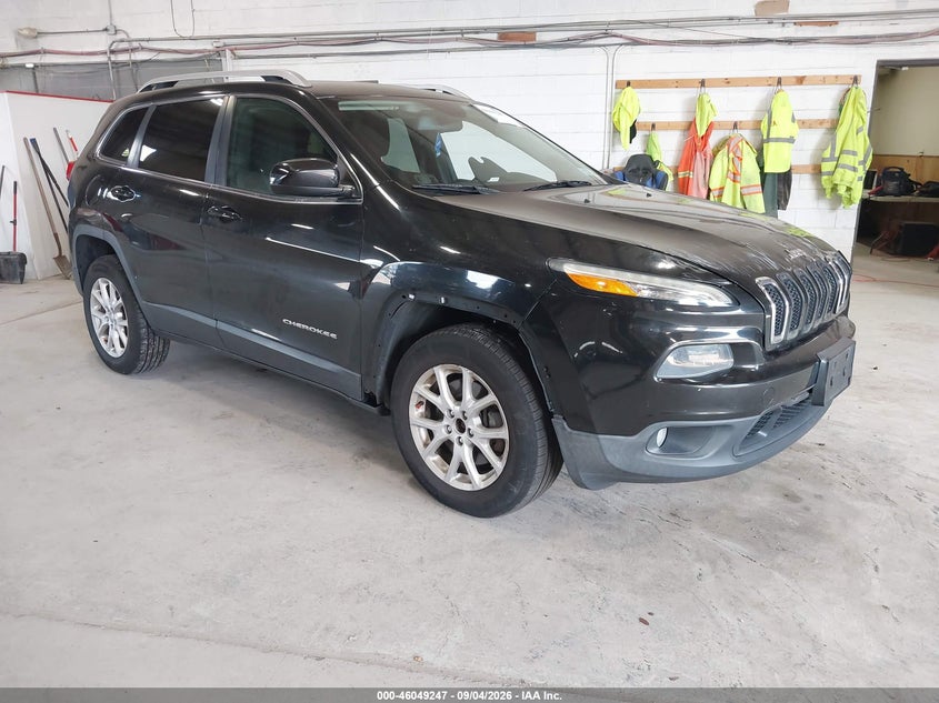 Photo of the 2014 JEEP CHEROKEE LATITUDE