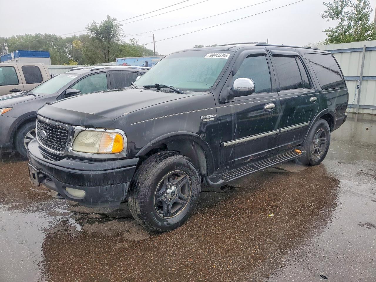 Photo of the 2001 FORD EXPEDITION XLT