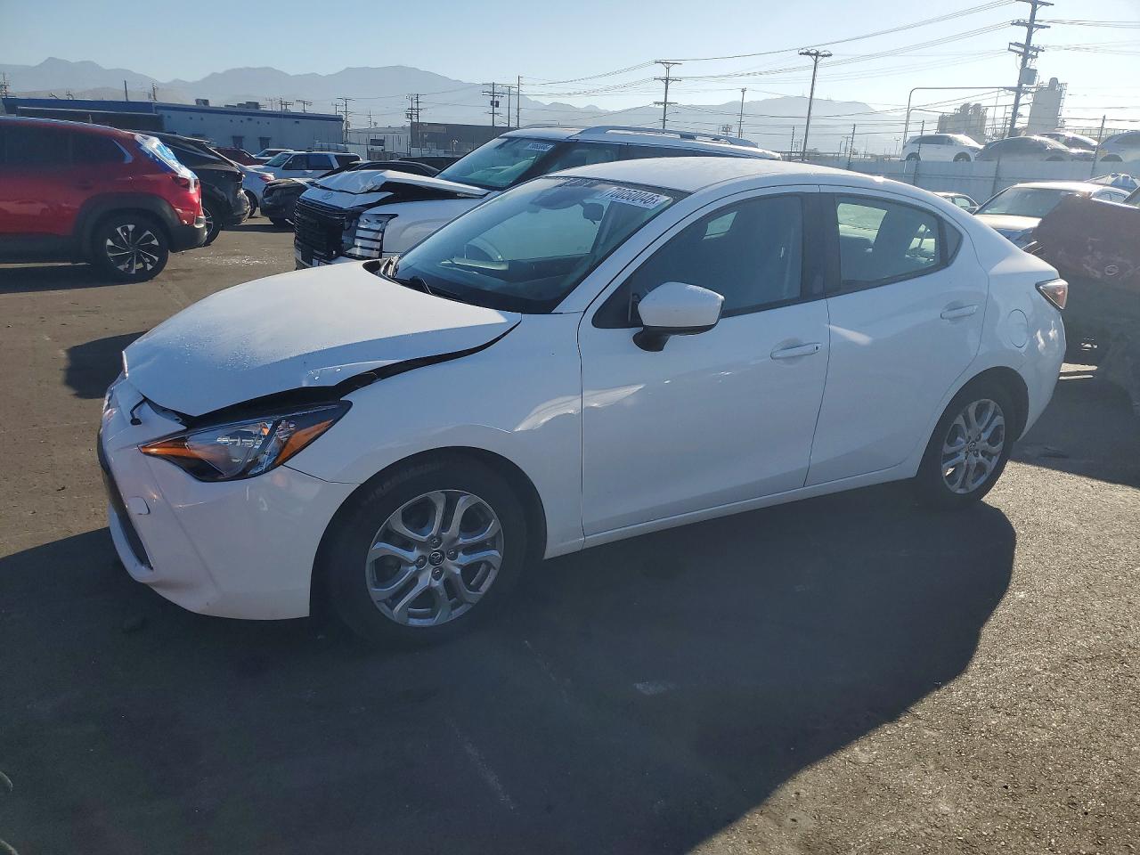 Photo of the 2017 TOYOTA YARIS IA BASE