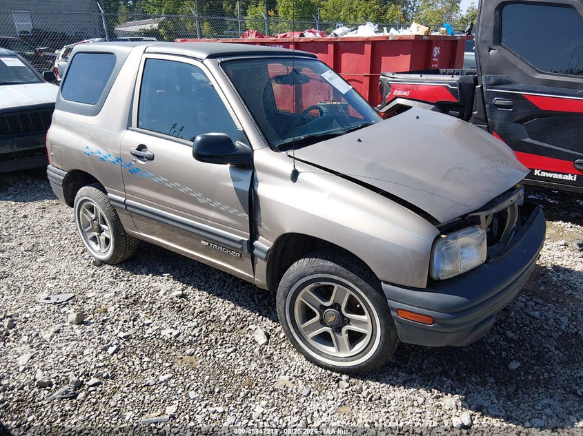 Photo of the 2002 CHEVROLET TRACKER