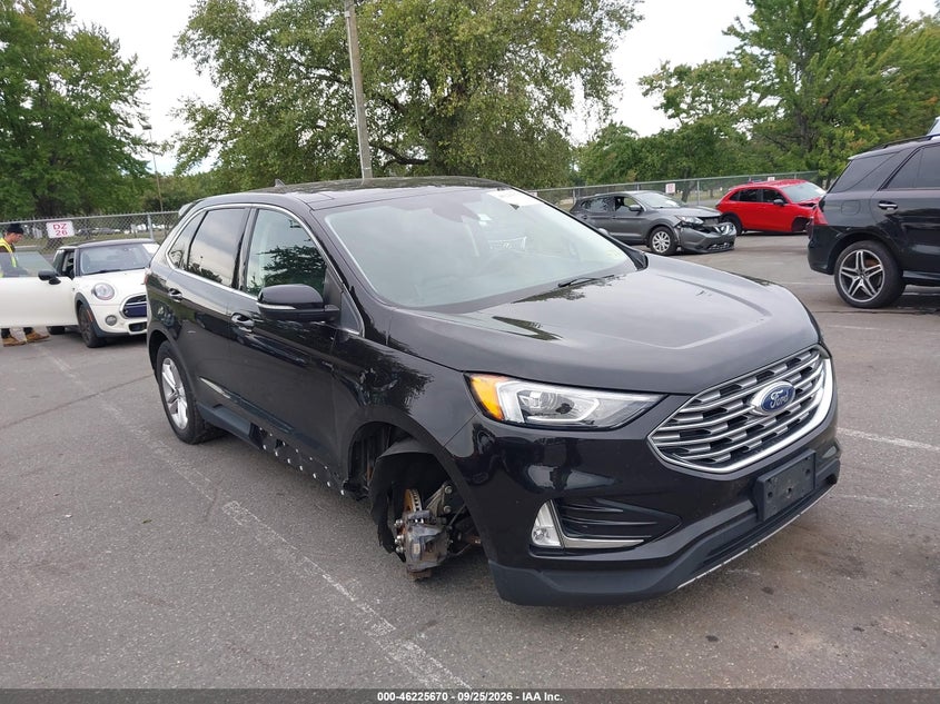Photo of the 2020 FORD EDGE SEL