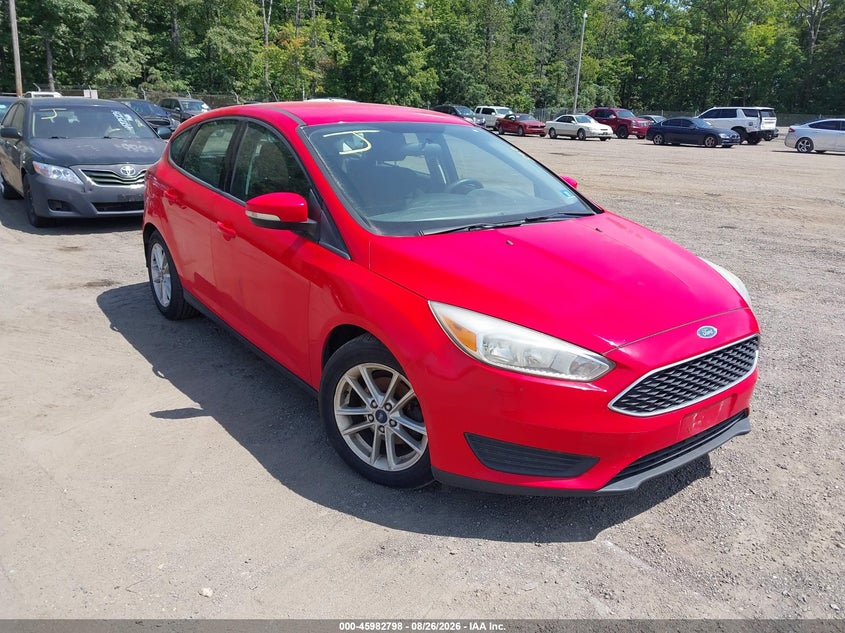 Photo of the 2016 FORD FOCUS SE