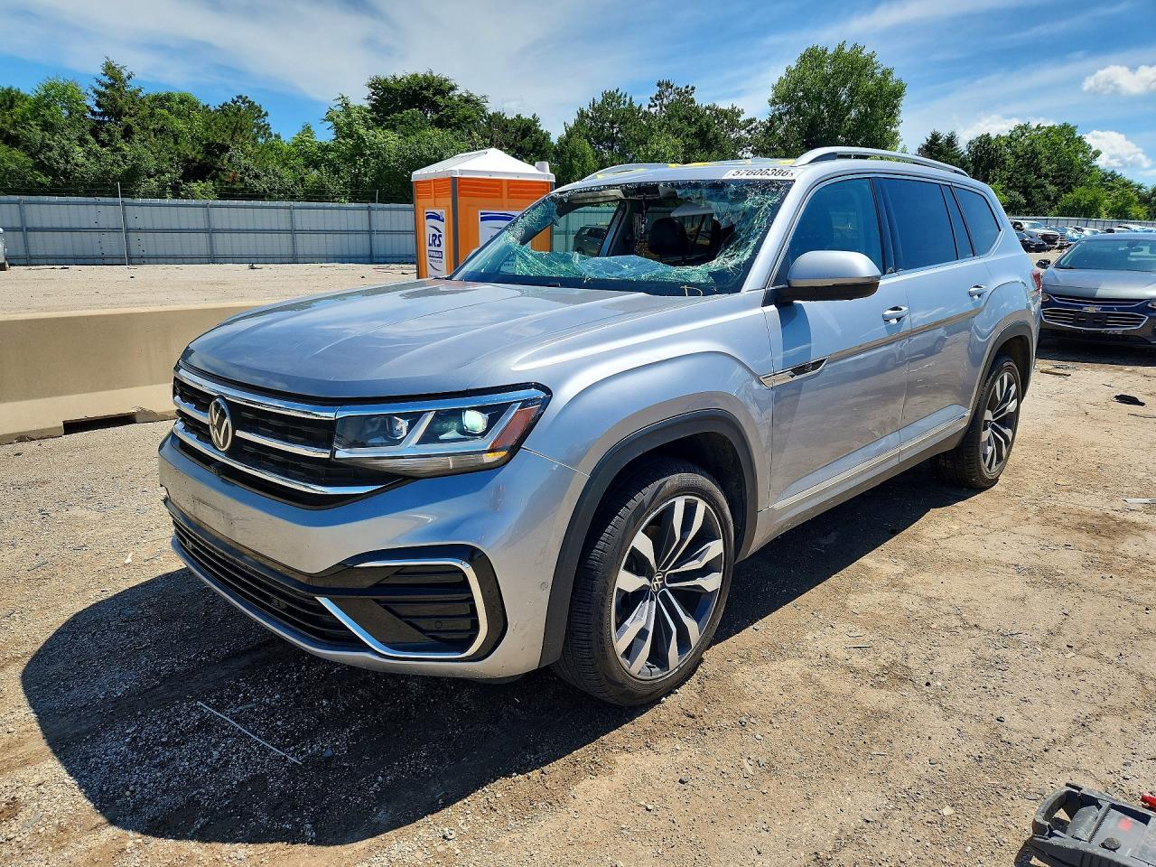 Photo of the 2022 VOLKSWAGEN ATLAS SEL PREMIUM R-LINE