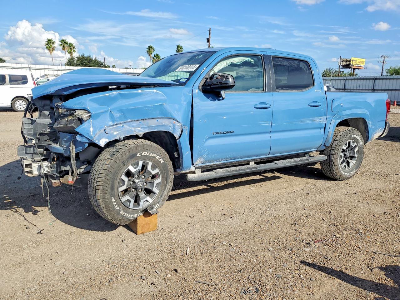 Photo of the 2019 TOYOTA TACOMA SR5 V6