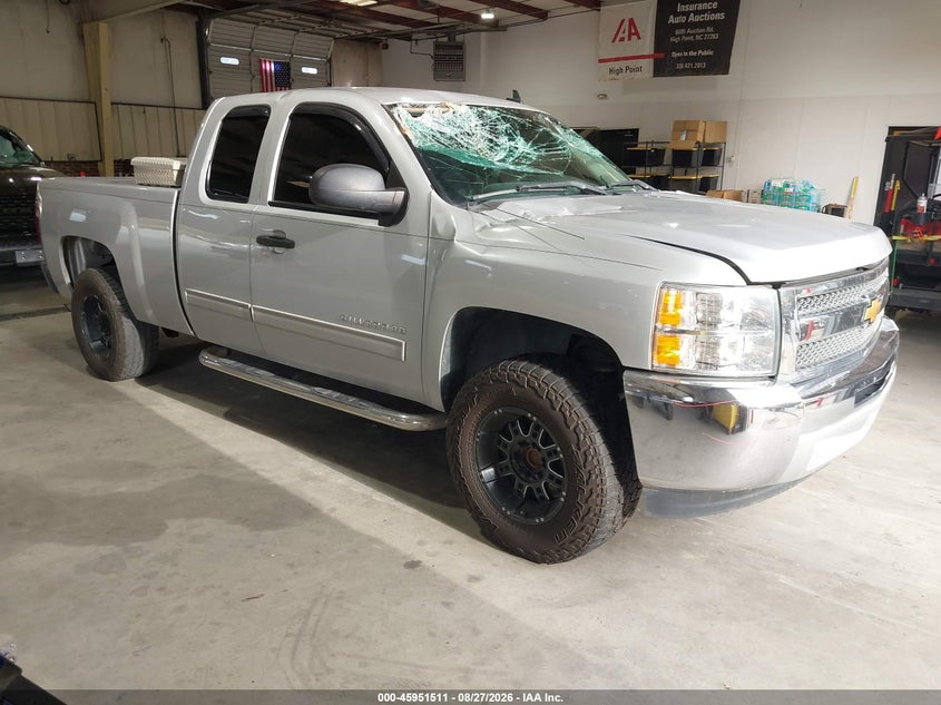 Photo of the 2013 CHEVROLET SILVERADO 1500 LT