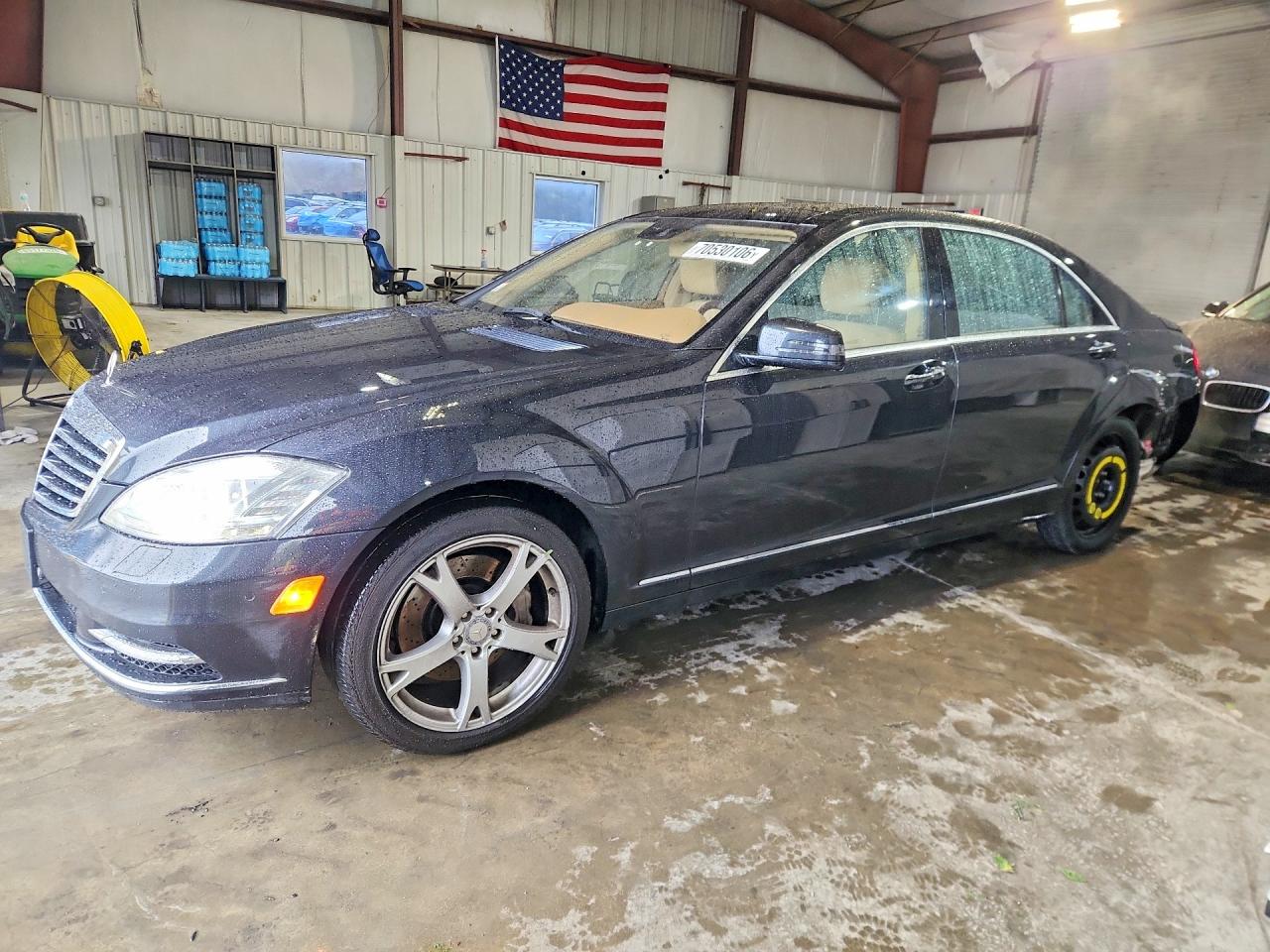 Photo of the 2013 MERCEDES-BENZ S 550 4MATIC
