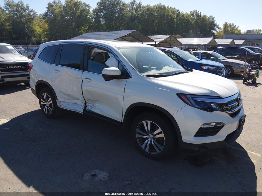 Photo of the 2016 HONDA PILOT EX-L