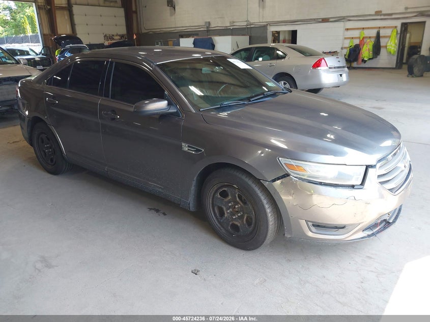 Photo of the 2013 FORD TAURUS SEL