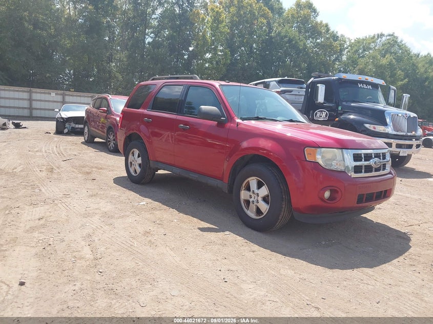 Photo of the 2012 FORD ESCAPE XLT