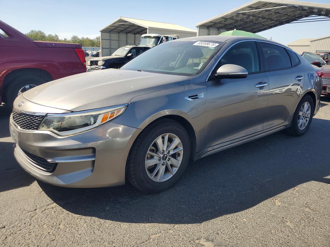 Photo of the 2016 KIA OPTIMA LX