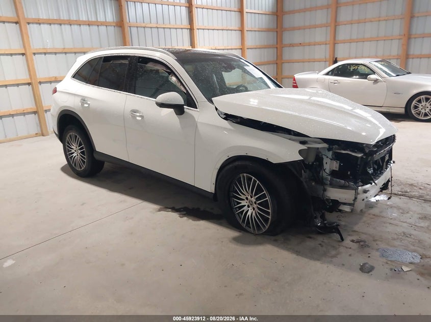 Photo of the 2026 MERCEDES-BENZ GLC 300 4MATIC SUV