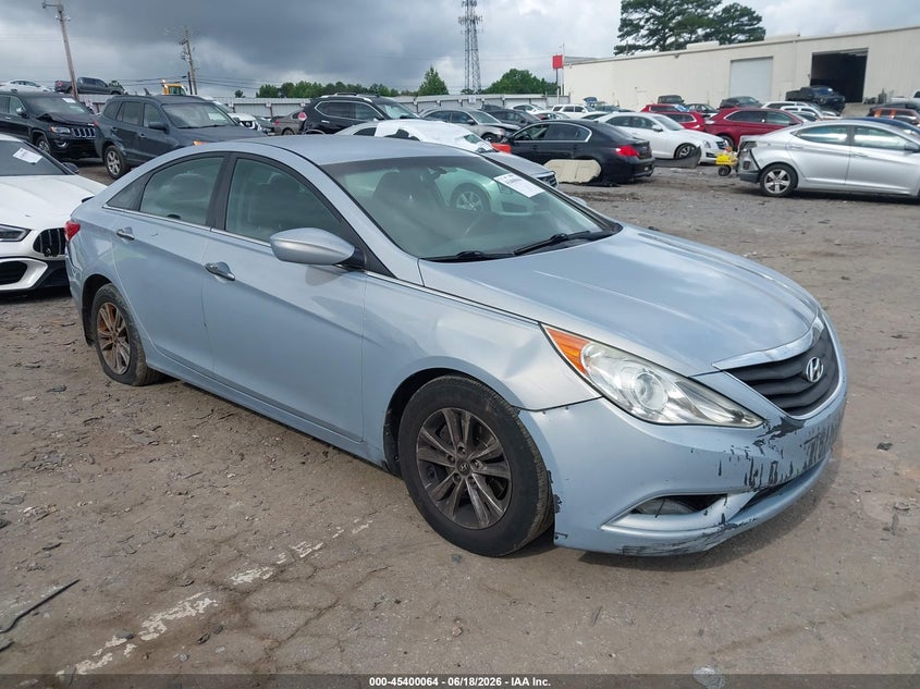 Photo of the 2013 HYUNDAI SONATA GLS
