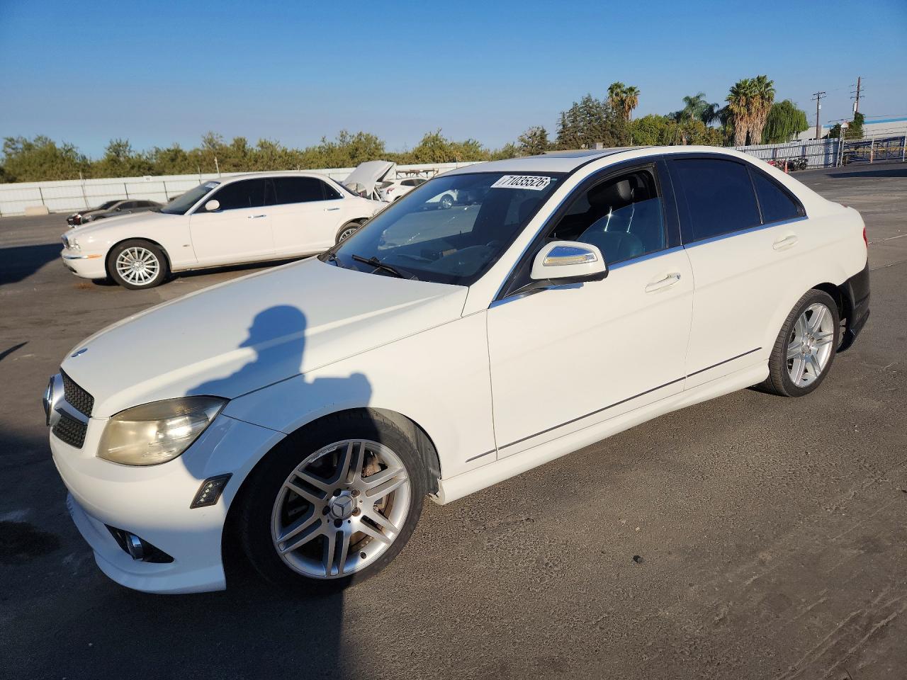 Photo of the 2009 MERCEDES-BENZ C 350
