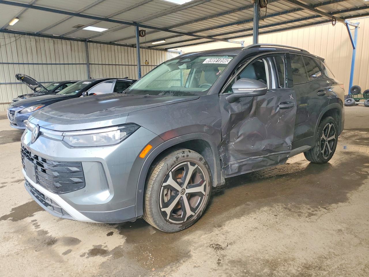 Photo of the 2026 VOLKSWAGEN TIGUAN SE