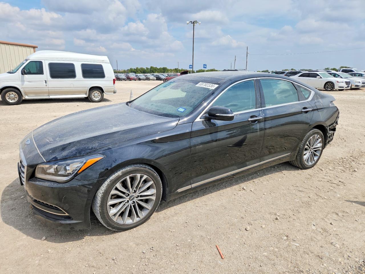 Photo of the 2015 HYUNDAI GENESIS 3.8L