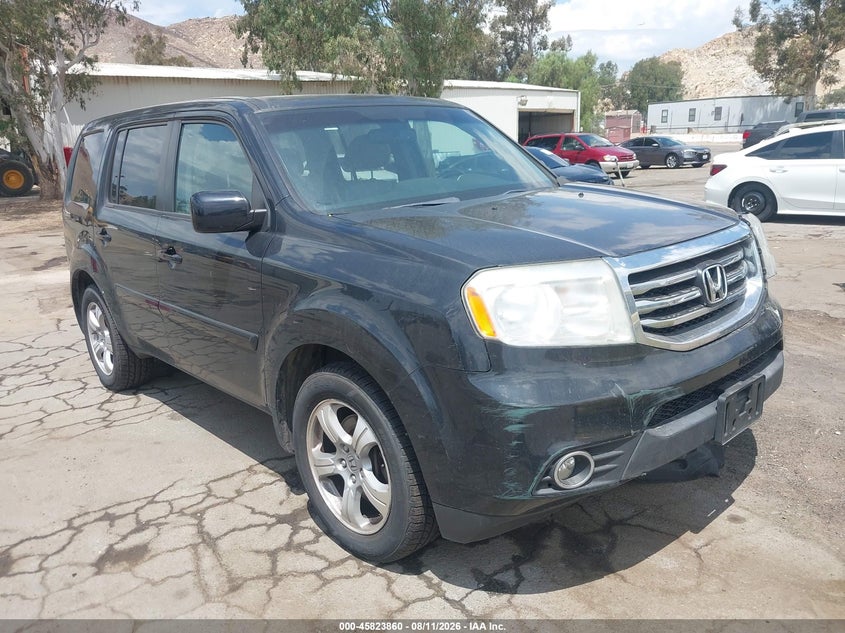Photo of the 2015 HONDA PILOT EX-L