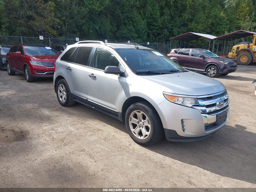 Photo of the 2014 FORD EDGE SE
