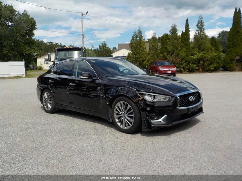 Photo of the 2023 INFINITI Q50 LUXE AWD