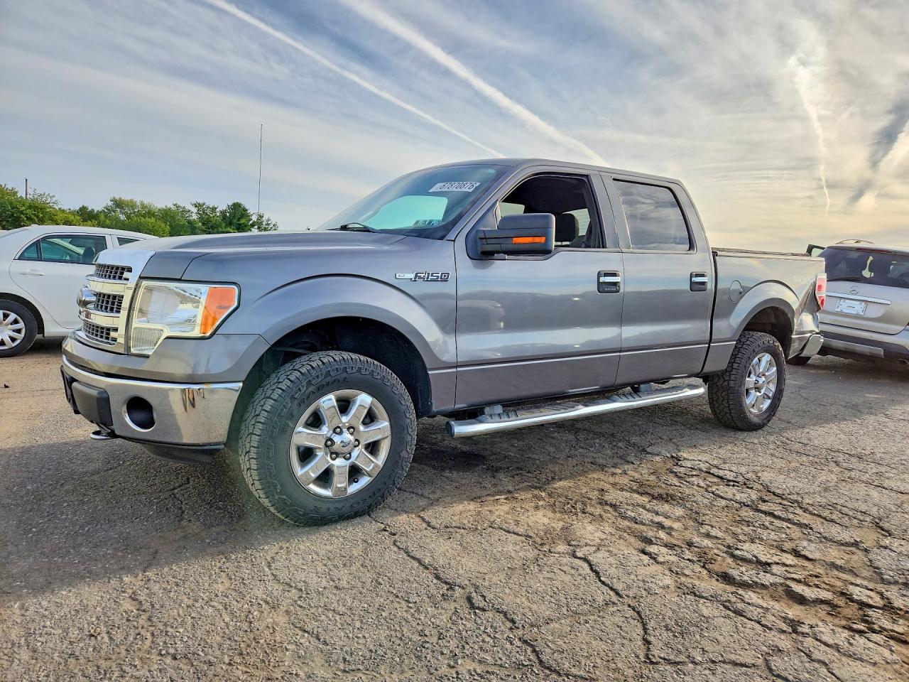 Photo of the 2013 FORD F150 SUPERCREW