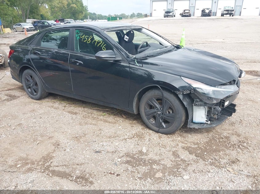 Photo of the 2021 HYUNDAI ELANTRA SEL