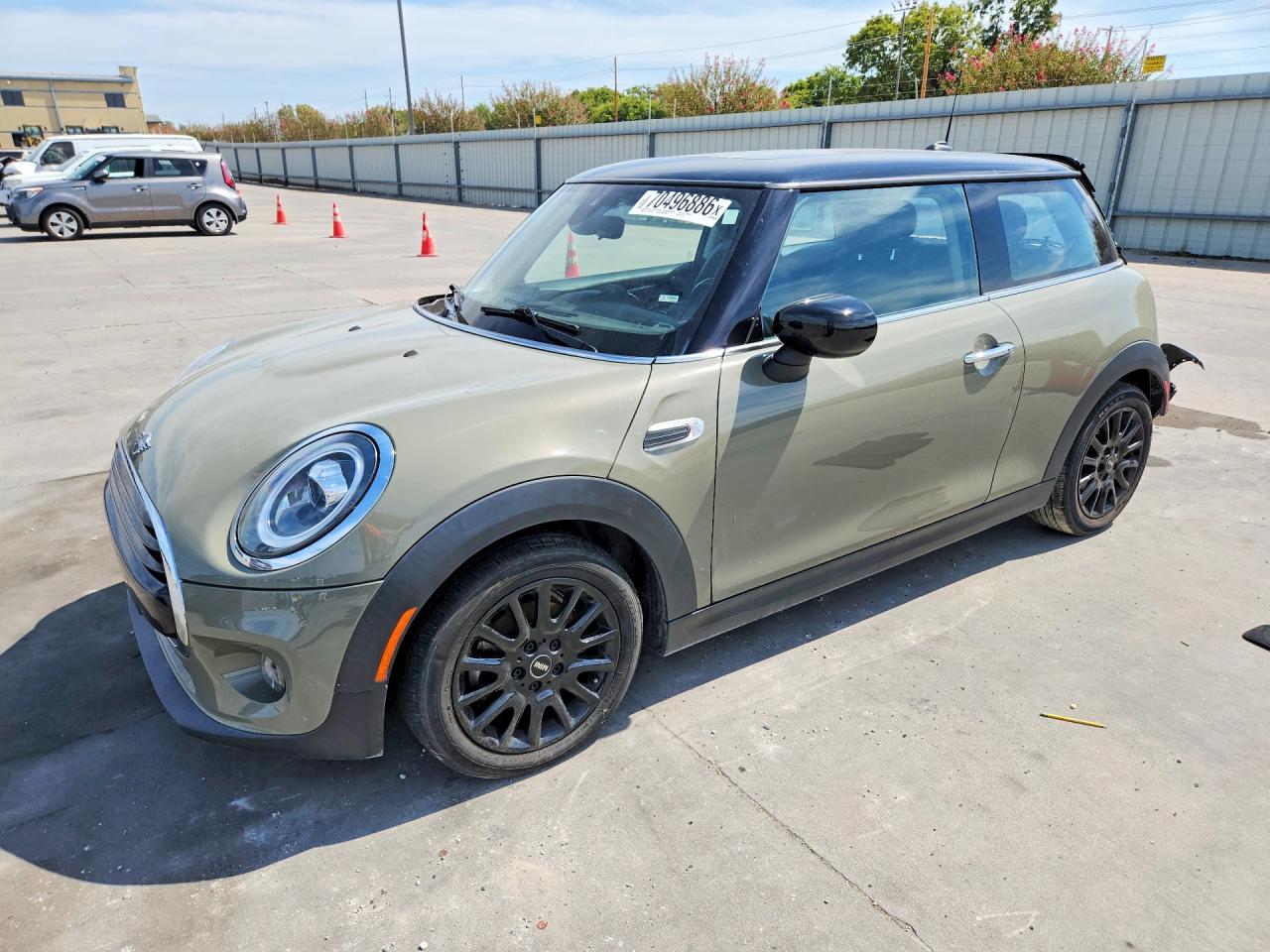 Photo of the 2021 MINI COOPER