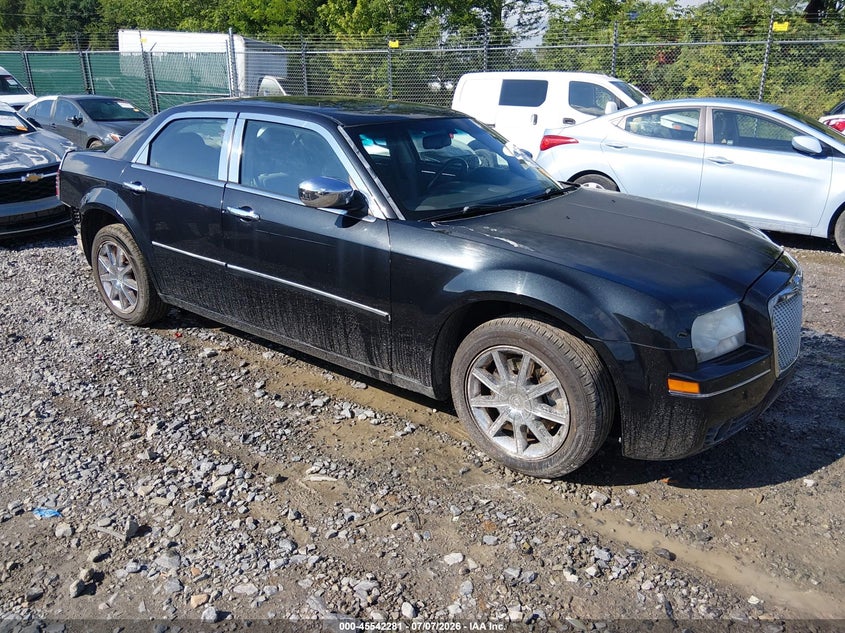 Photo of the 2007 CHRYSLER 300 TOURING