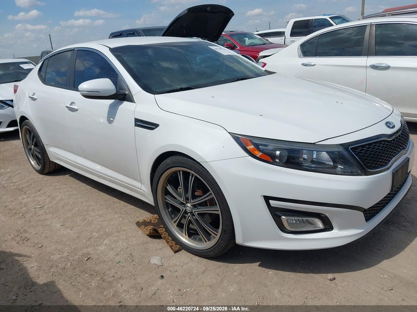 Photo of the 2015 KIA OPTIMA LX