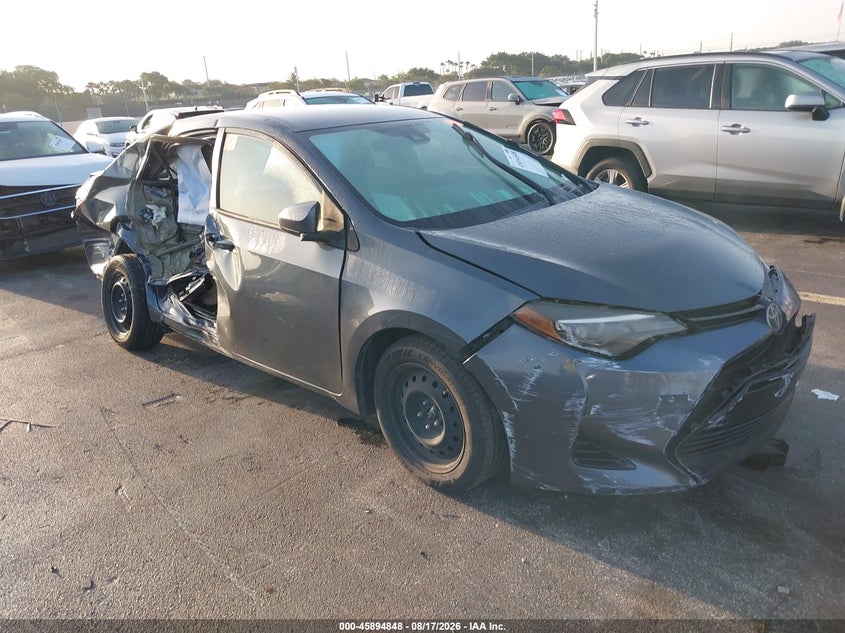 Photo of the 2018 TOYOTA COROLLA LE